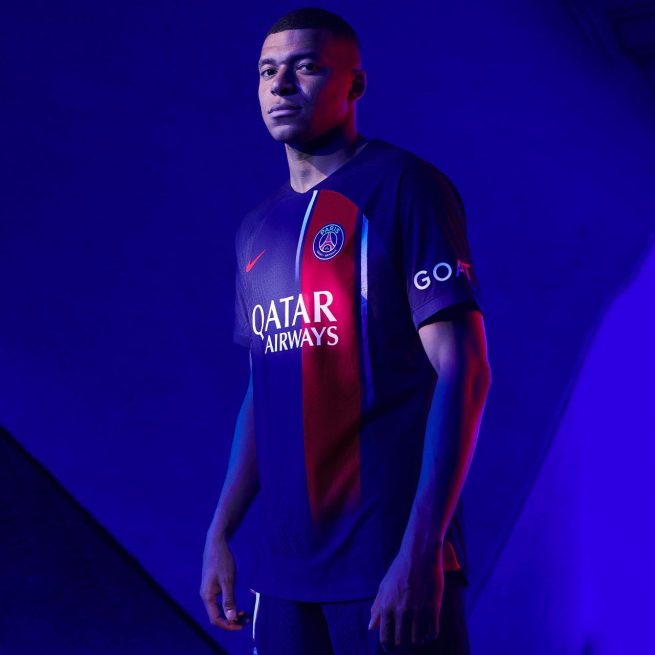 CAMISETA LOCAL PARIS SAINT GERMAIN 2023-24